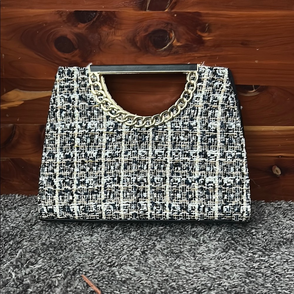 Chic Tweed Handbag with Gold Chain Handle